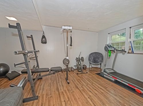 628 Carnival Dr, Pittsburgh PA  15239-2629 exterior