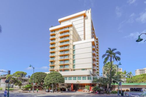 2045 Kalakaua Ave, Honolulu HI  96815-5118 exterior