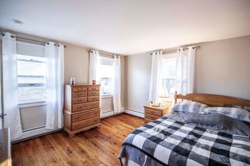 56 Walker St, Concord NH  03301-3162 exterior