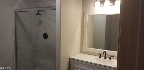 37211 19 Ave, Phoenix AZ 85009-1940 exterior