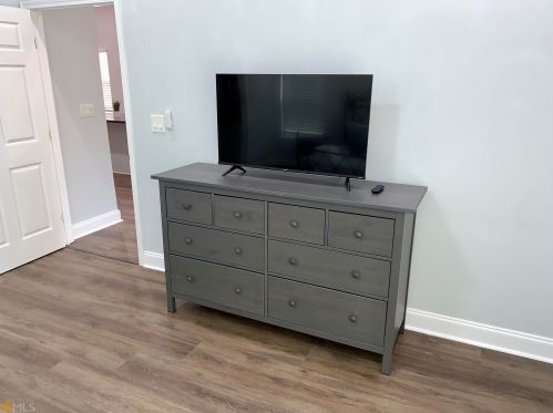 2062 Detroit Ave, Atlanta GA  30314-1105 exterior