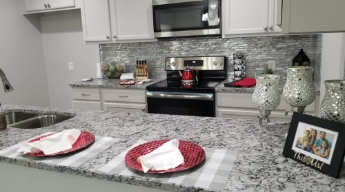 1530 Arizona Ave, Dallas TX 75216-1408 exterior