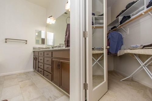 1072 Bennington Ave, Turlock CA  95382-0555 exterior