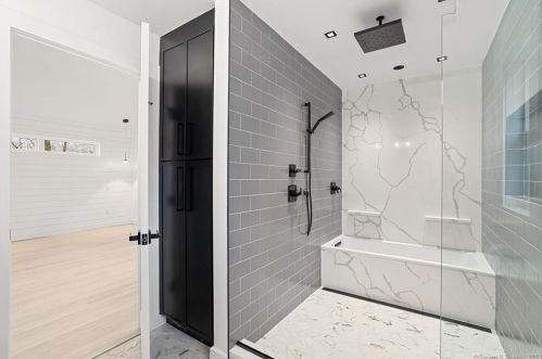 37 Walnut Hill Rd, Ridgefield CT  06877-2906 exterior