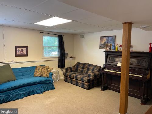 344 Lexington Way, Littlestown PA 17340-1565 exterior