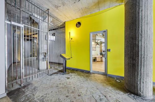 110 Peoria St, Chicago, IL 60607-2306