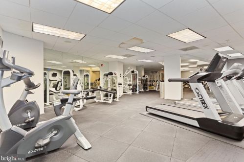 400 Massachusetts Ave, Washington DC  20001-6800 exterior