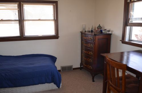 1018 Raynor Ave, Joliet IL 60435-4547 exterior