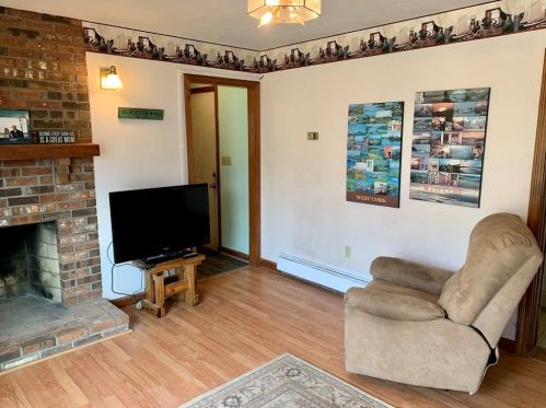 58 Brookhaven Rd, Worcester MA 01606-3405 exterior