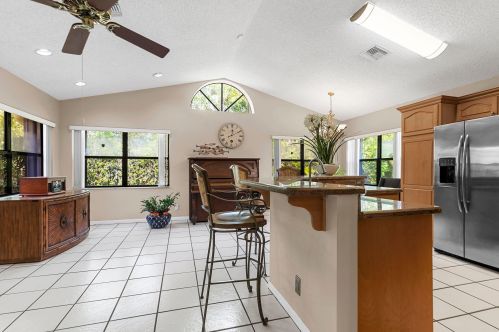 7279 Le Chalet Blvd, Boynton Beach FL 33472-5035 exterior