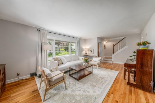 185 87 St, Milwaukee WI 53227-1717 exterior