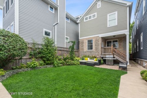 3320 Hamilton Ave, Chicago IL 60636-1018 exterior