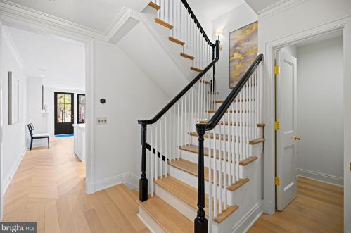 1667 Avon Pl, Washington DC 20007-2959 exterior