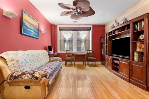 42 Beach St, Boston, MA