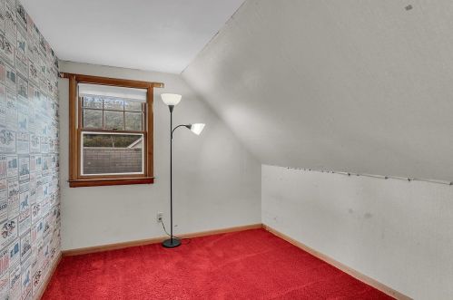 52 Cataract Ave, Dover NH 03820-3902 exterior