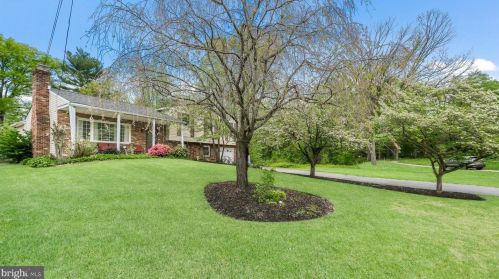 2370 Weir Rd, Chester, PA 19014-1641