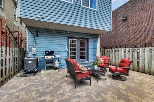 1719 17th St, Chicago IL  60608-1909 exterior