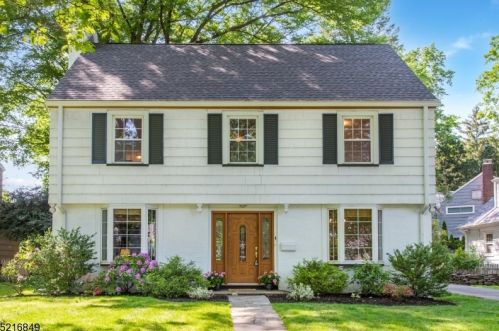 4 Elizabeth Rd, Montclair, NJ 07043-2622