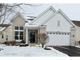 2034 Highbury Ln, Aurora IL  60502-6789 exterior