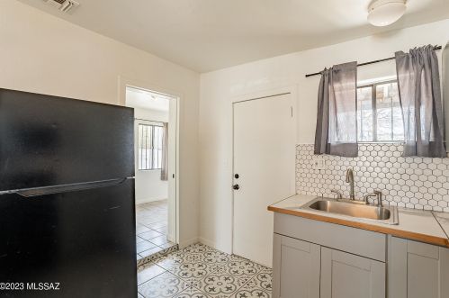 29 Pennsylvania Dr, Tucson AZ  85714-2640 exterior