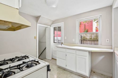 325 Johnston Rd, Pittsburgh PA 15235-1617 exterior