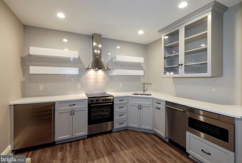 11720 Centurion Way, Rockville MD 20854-6420 exterior