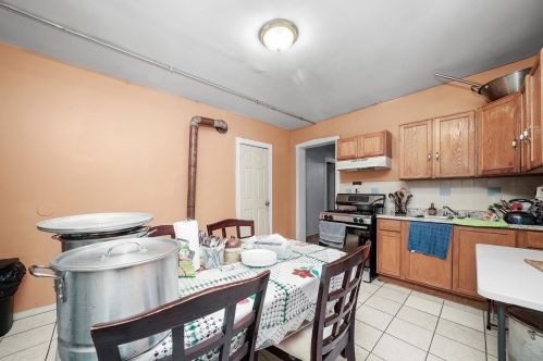 5346 Washtenaw Ave, Chicago IL  60625-3415 exterior