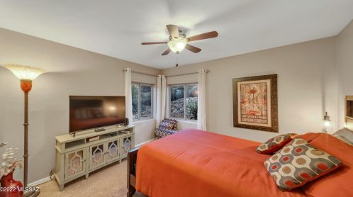 6250 Diamond St, Tucson AZ  85745-8923 exterior