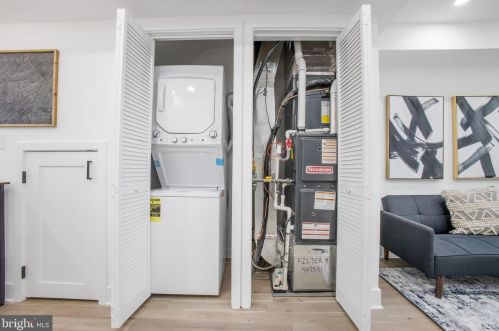 702 19 St, Washington DC 20002-4077 exterior