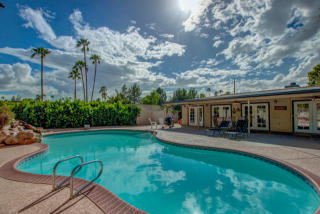 8001 5th Ave, Phoenix AZ  85021-5611 exterior