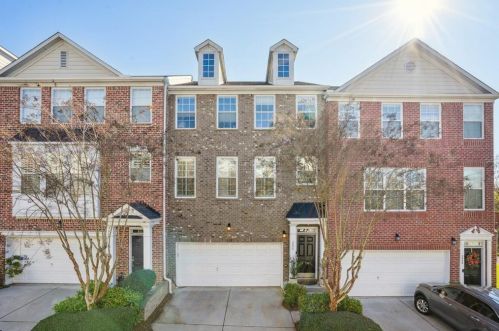 3650 Chattahoochee Summit Dr, Atlanta GA  30339-3254 exterior