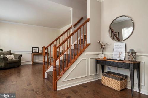 645 Maybrook Dr, Huntingtown, MD 20639-3923