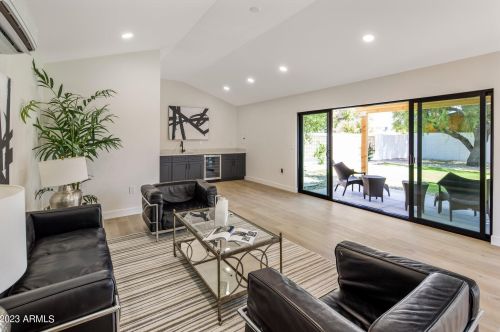 2447 39th Pl, Phoenix AZ  85008-2239 exterior