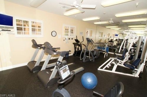 451 Bayfront Pl, Naples FL 34102-6469 exterior