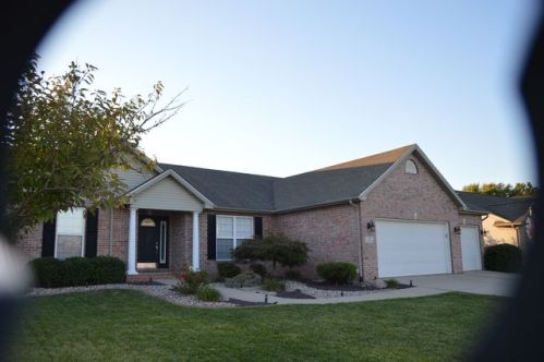 115 Stonebriar Dr, Troy, IL 62294-1752