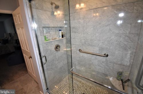 15 Middleton Dr, Lumberton Township NJ 08048-5054 exterior