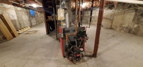 32 Thompson Rd, Webster MA 01570-1405 exterior