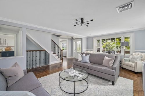 4 Mount Ave, Providence RI  02906-3410 exterior