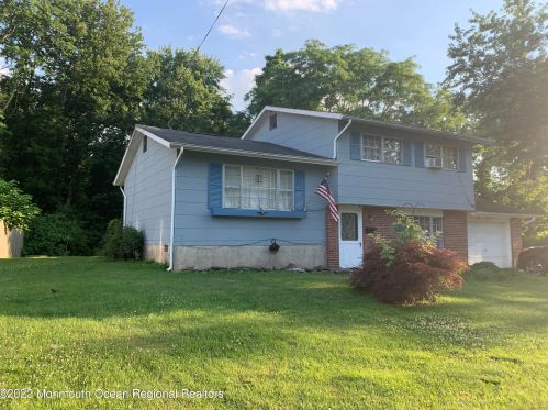 13 Connecticut Concourse, Jackson Twp, NJ 08527-1420