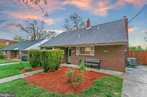 1113 Navahoe Dr, Silver Spring, MD 20903-3338