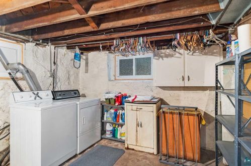 1009 5 St, Duluth MN 55806-2332 exterior