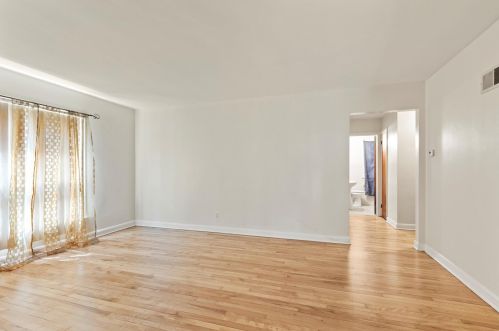 3755 60, Milwaukee WI 53218-2426 exterior