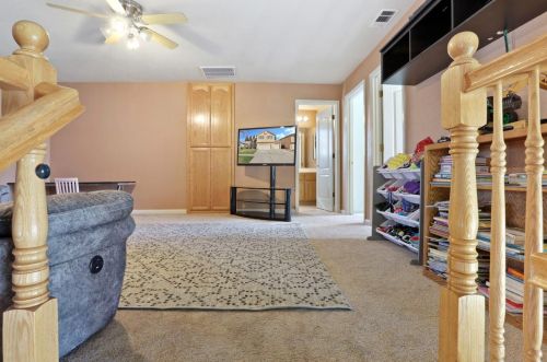 2613 Casey Ray Ct, Turlock CA  95382-8829 exterior