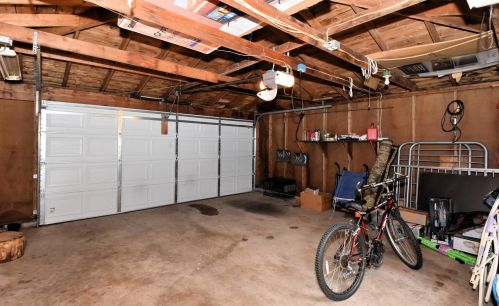 2911 33, Milwaukee WI 53215-3619 exterior