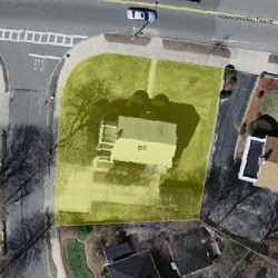 950 Commonwealth Ave, Newton MA  02459-1039 aerial view