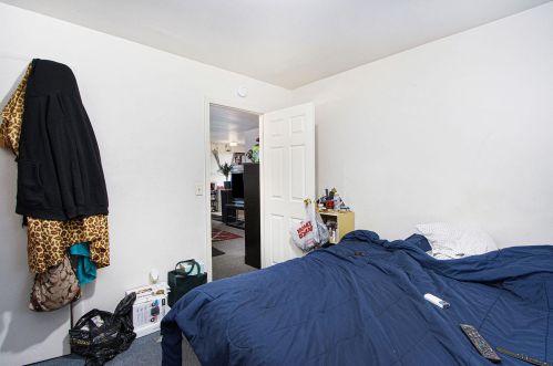 1304 Douglas Ave, Kalamazoo MI 49007-2227 exterior