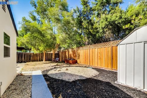 1946 6th St, Concord CA  94519-2216 exterior