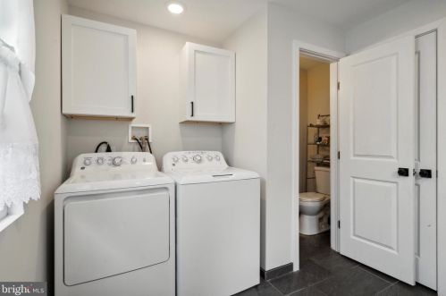 3138 Aramingo Ave, Philadelphia PA 19134-4516 exterior