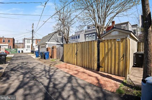 418 Fayette St, Alexandria VA 22314-2228 exterior