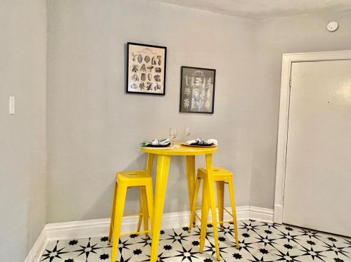 4975 Lindenwood Ave, Saint Louis MO 63109-1833 exterior